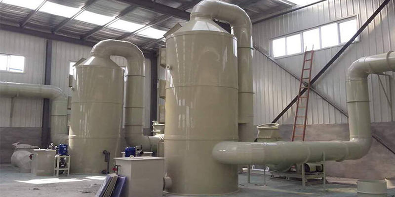 Spray tower scrubber